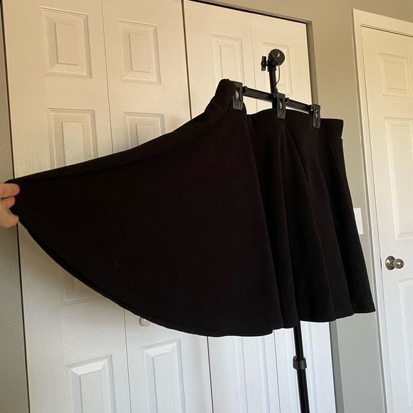 Romwe High Waist Skirt - Flared, A-Line, Mini, Circle, Skater - Picture 5 of 10